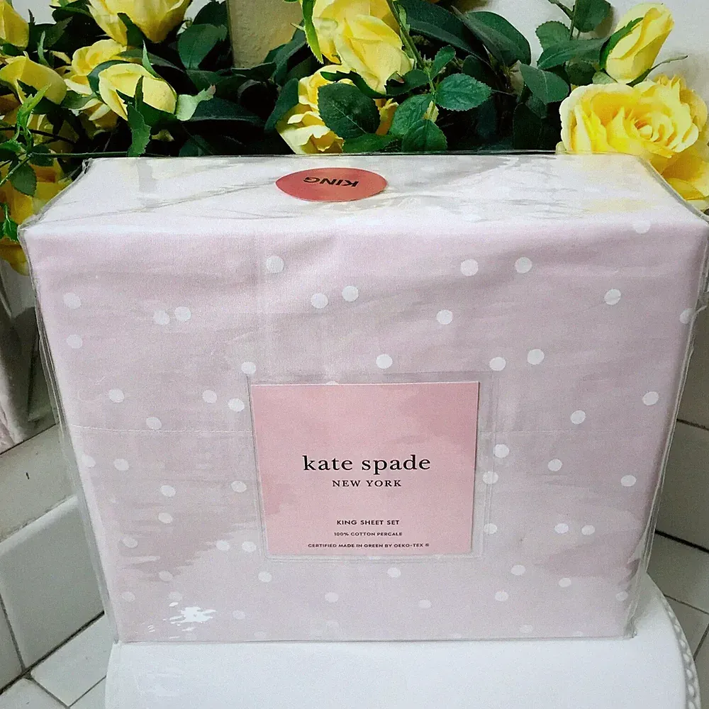 Pink polka dot bedding