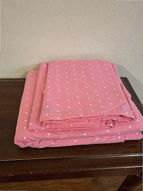 TARGET CASUAL HOME Pink Polka Dot Full FLAT SHEET 92” x 78” & two pillowcases