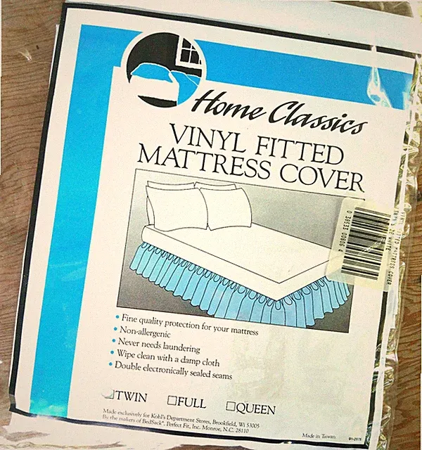 Vinyl Fitted Twin Size Mattress Cover / Protector-New!! Kohl's